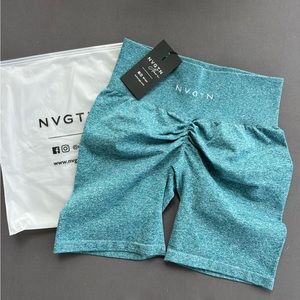 NVGTN SCRUNCH SHORTS